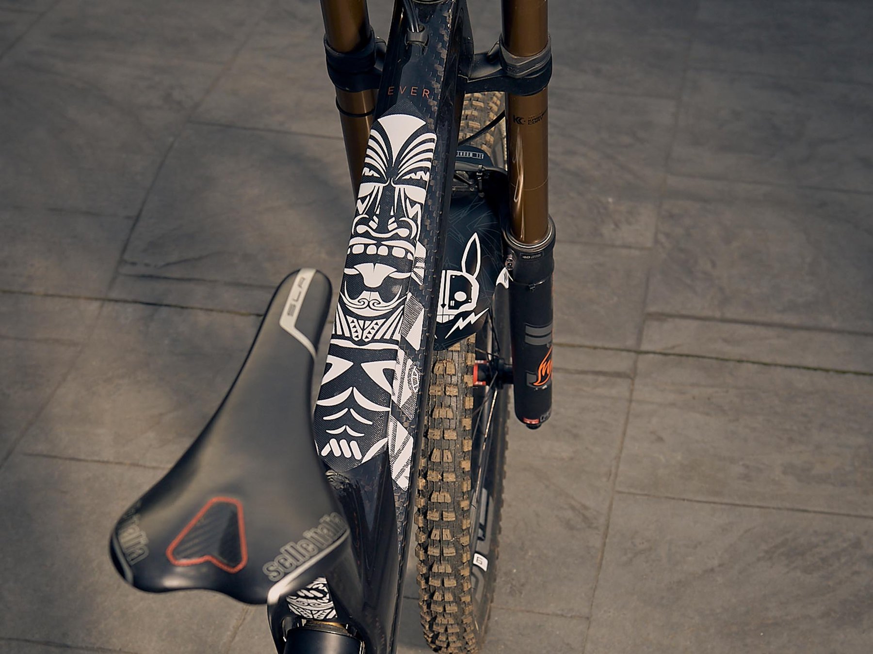 AMS HONEYCOMB FRAME GUARD EXTRA. MAORI - Image 3