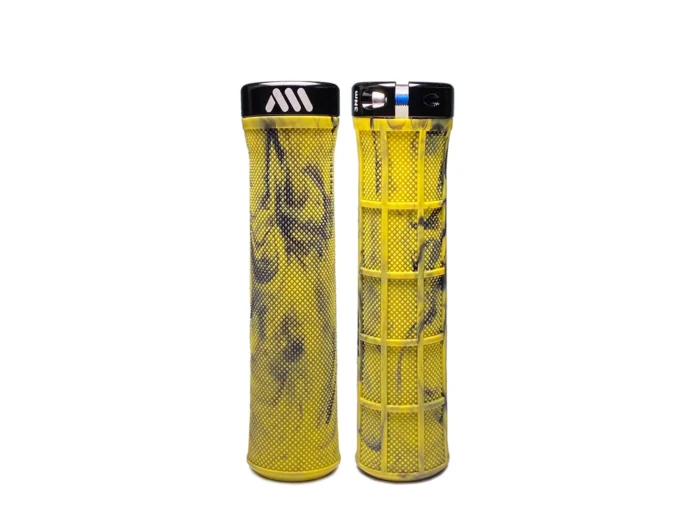 AMS BERM GRIPS. YELLOW CAMO